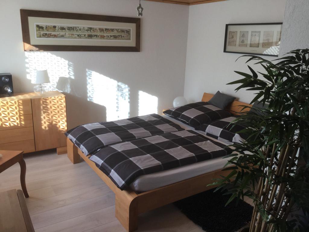 Ferienwohnung Milchgaessli Frutigen Zimmer foto