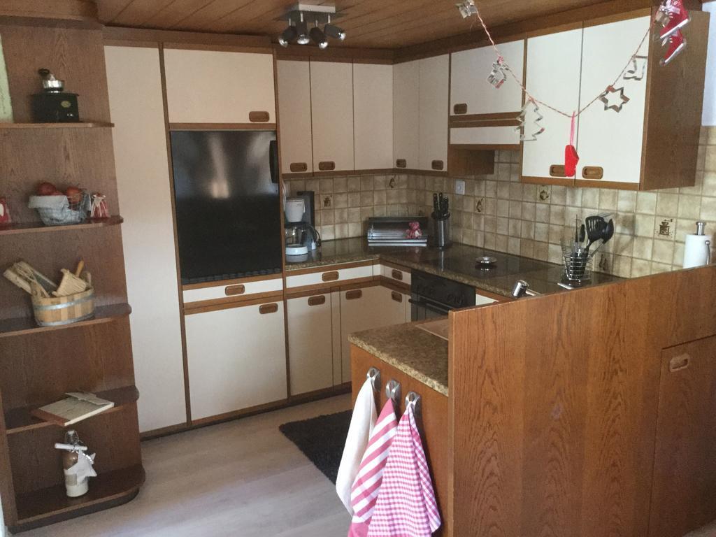 Ferienwohnung Milchgaessli Frutigen Zimmer foto